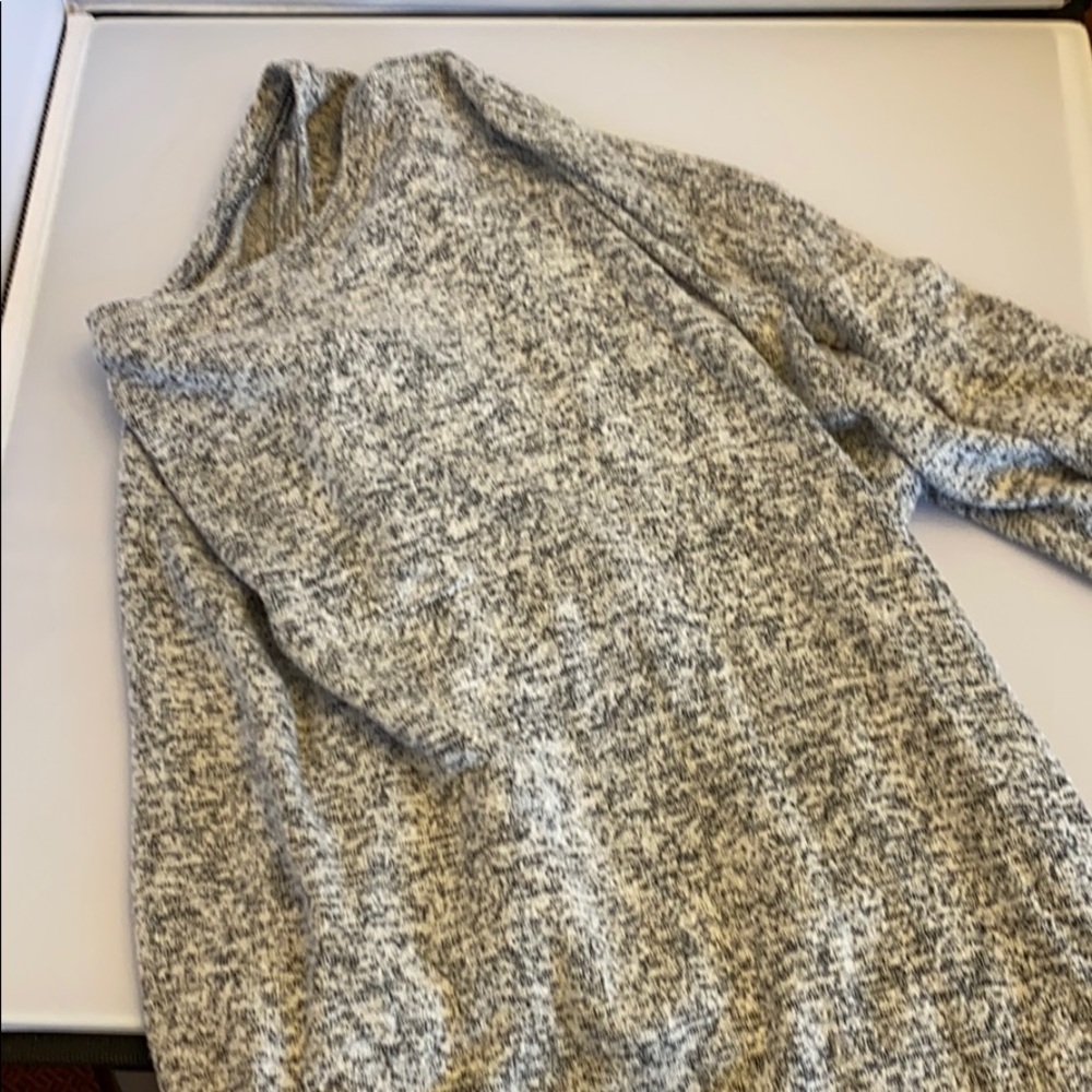 Athleta long sleeve